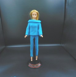 1648 1671 BARBIE 1965 PHOTO FASHION - SPORTING TURQUOISE SWEATER or turquoise pants choice